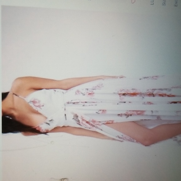 LULUS Elegantly Inclined MEDIUM Maxi Wrap Dress NWT NEW - Picture 1 of 9